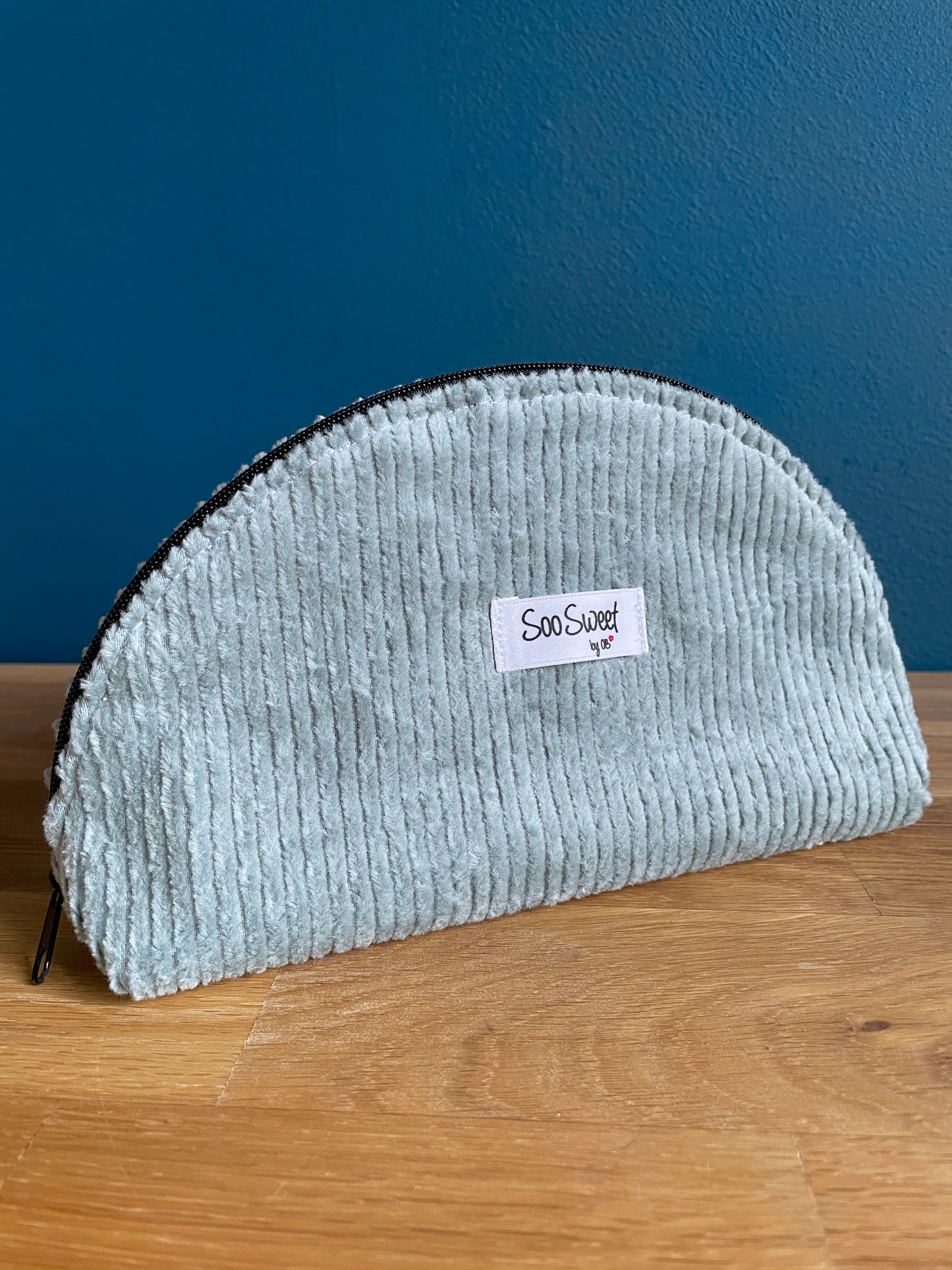 Trousse demi lune Bleu pastel